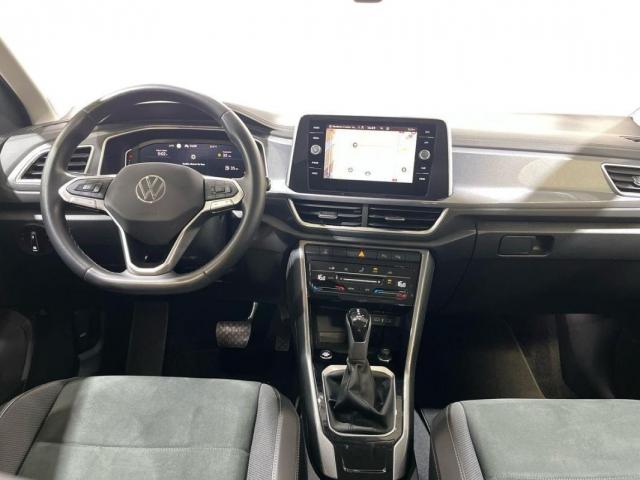 Volkswagen T-Roc image 6