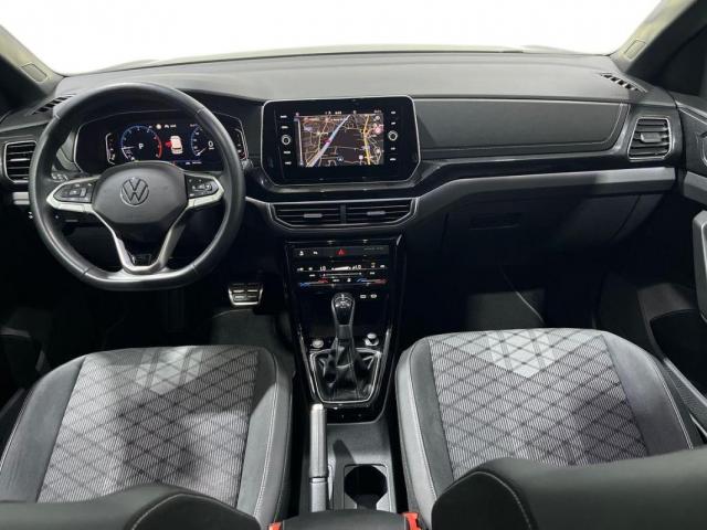 Volkswagen T-Cross image 3