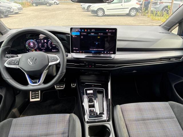Volkswagen Golf image 7