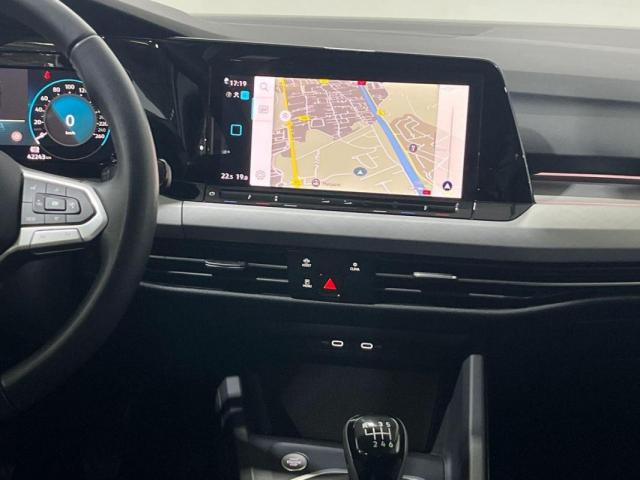 Volkswagen Golf image 1