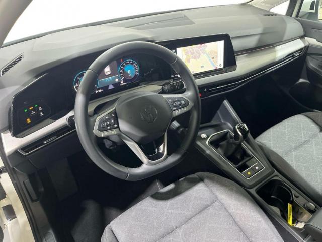 Volkswagen Golf image 3