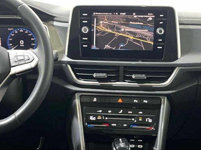 Volkswagen T-Roc image 9