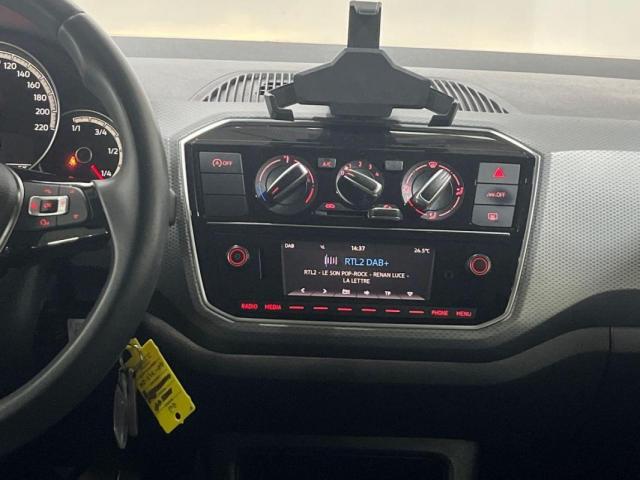 Volkswagen Up! image 5