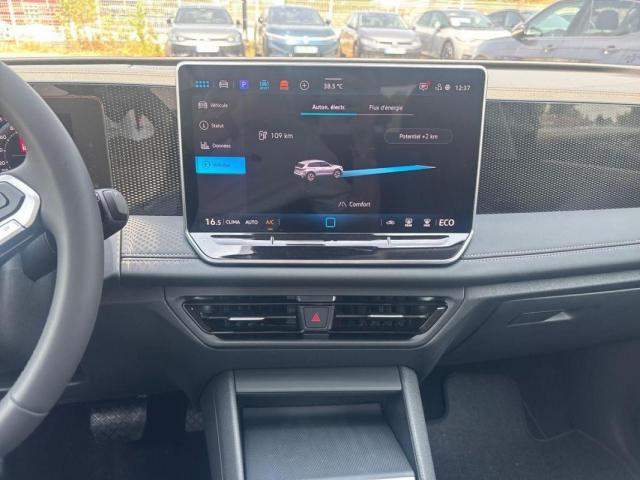 Volkswagen Tiguan image 9