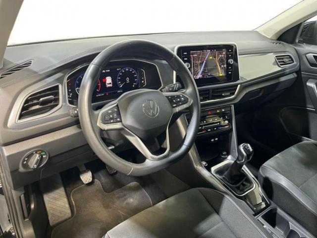Volkswagen T-Roc image 4