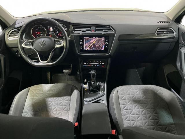 Volkswagen Tiguan image 8
