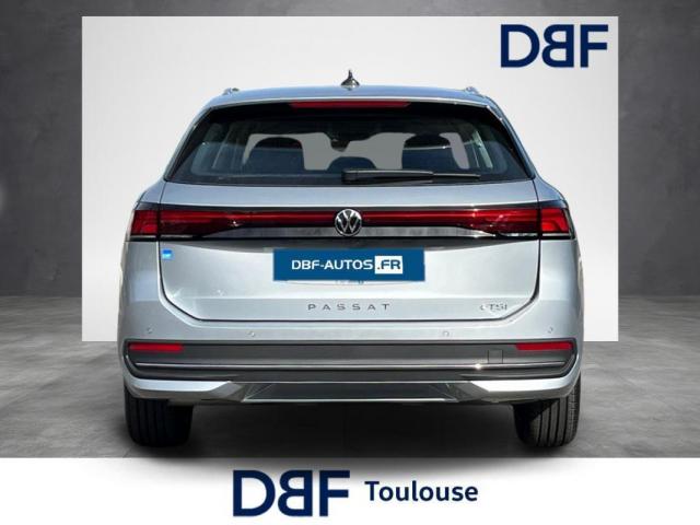 Volkswagen Passat image 6