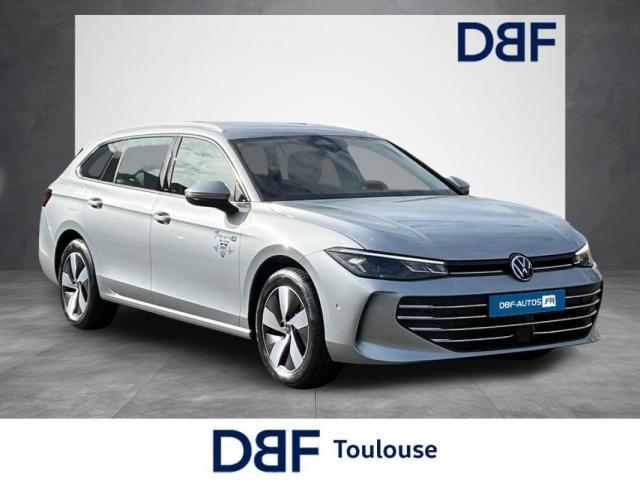Volkswagen Passat image 1