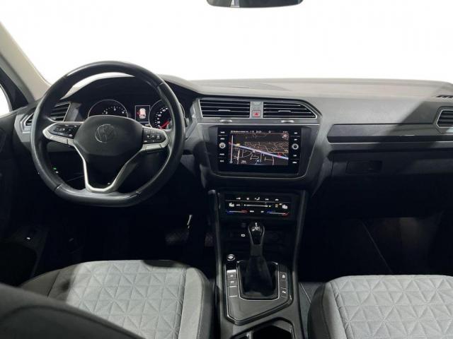 Volkswagen Tiguan image 8
