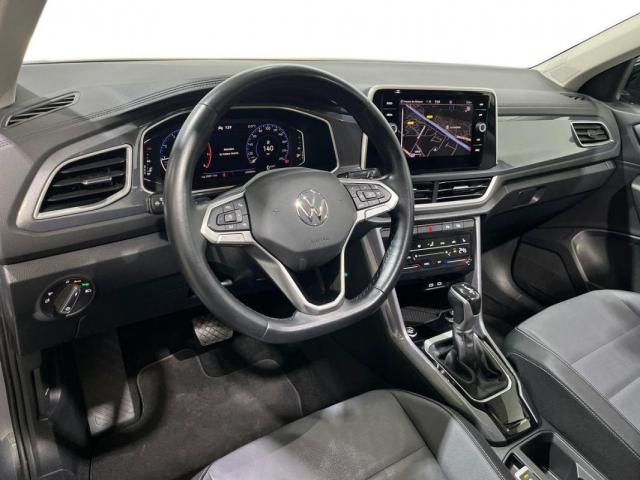 Volkswagen T-Roc image 4