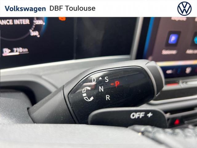 Volkswagen Passat image 9