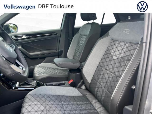 Volkswagen T-Roc image 2