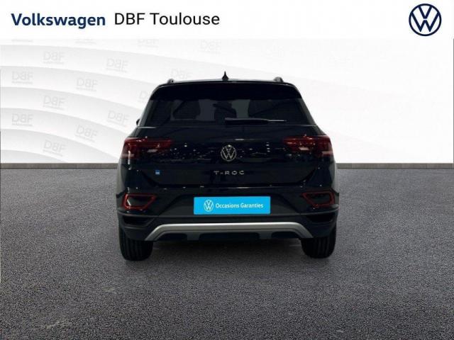 Volkswagen T-Roc image 2