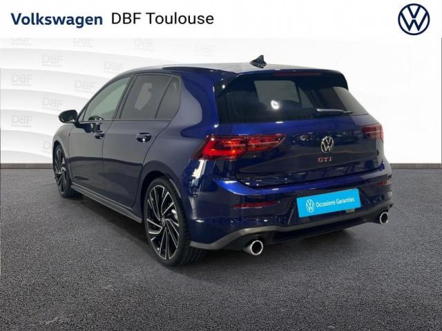 Volkswagen Golf image 9