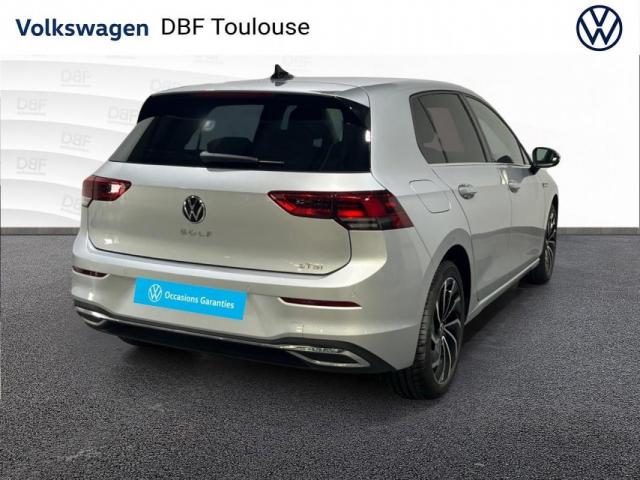Volkswagen Golf image 8