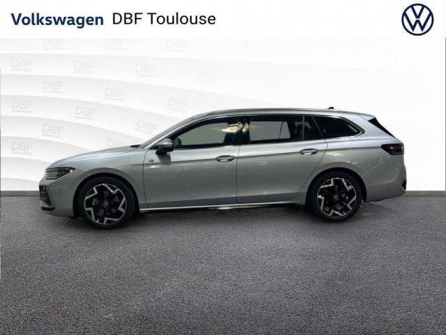 Volkswagen Passat image 7