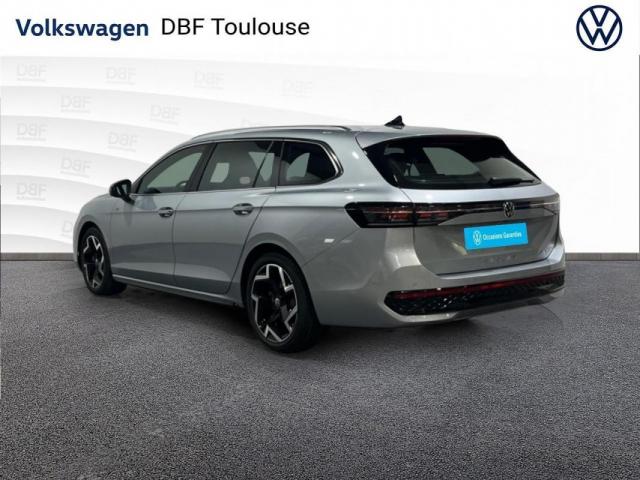 Volkswagen Passat image 3