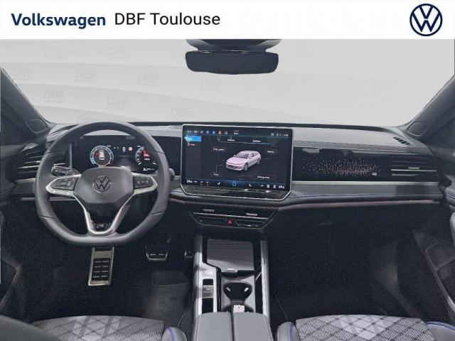 Volkswagen Passat image 5