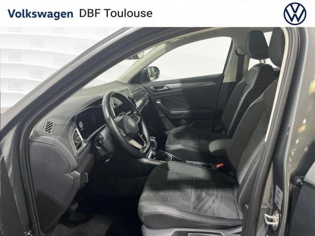 Volkswagen T-Roc image 9