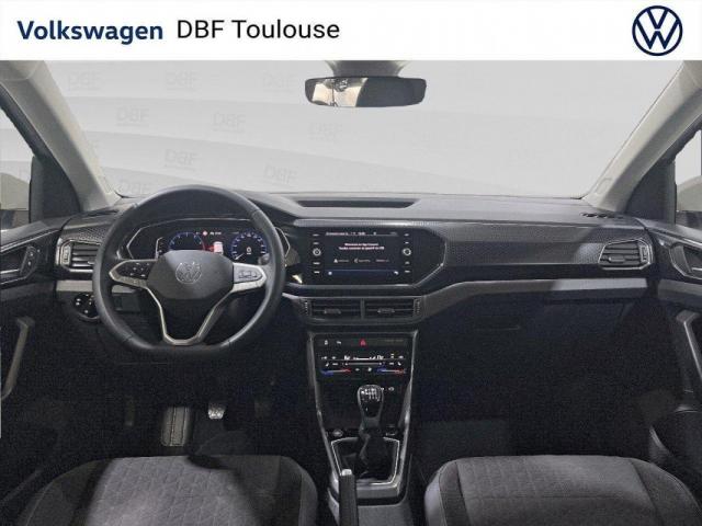Volkswagen T-Cross image 2