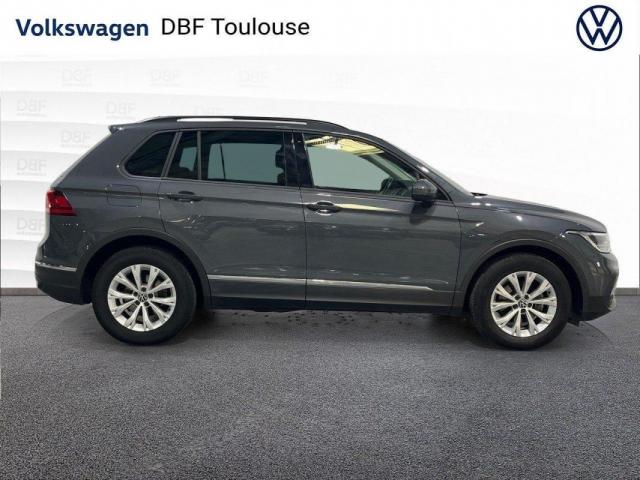 Volkswagen Tiguan image 8