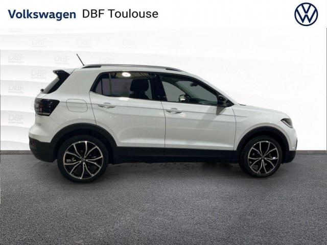 Volkswagen T-Cross image 2