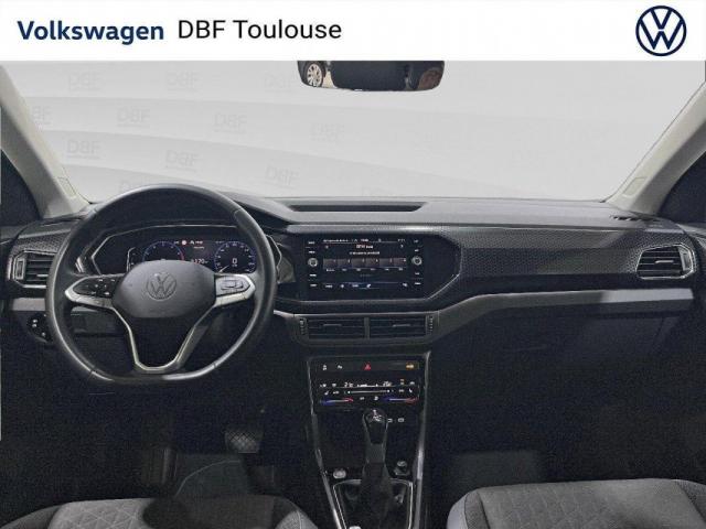 Volkswagen T-Cross image 2