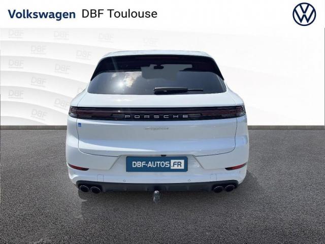 Porsche Cayenne image 2