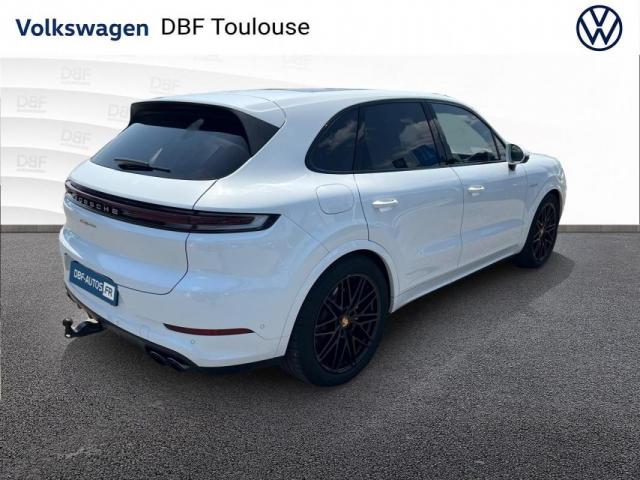 Porsche Cayenne image 1