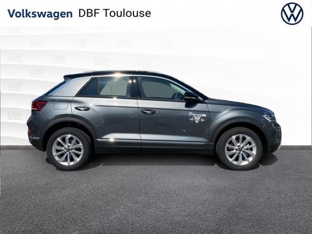 Volkswagen T-Roc image 9