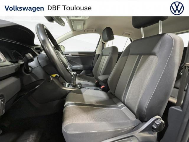 Volkswagen T-Roc image 5