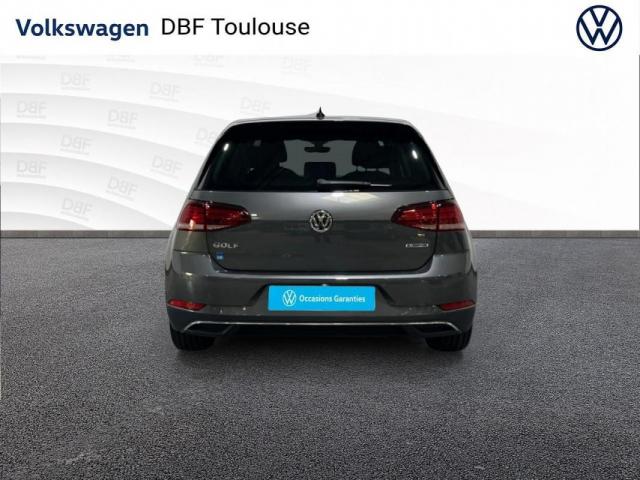 Volkswagen Golf image 9