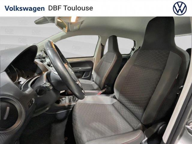 Volkswagen Up! image 9