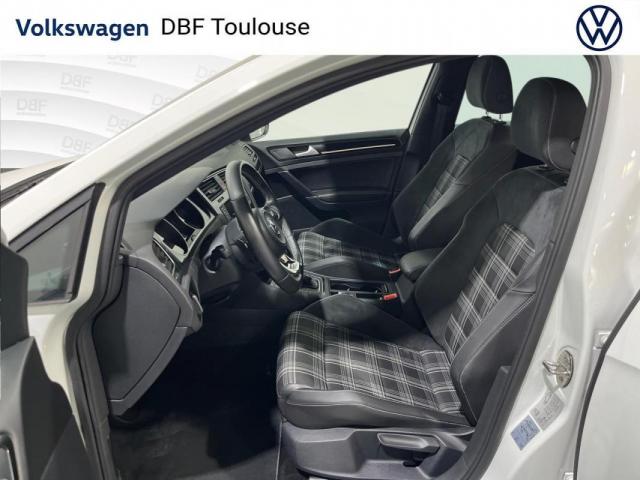 Volkswagen Golf image 2