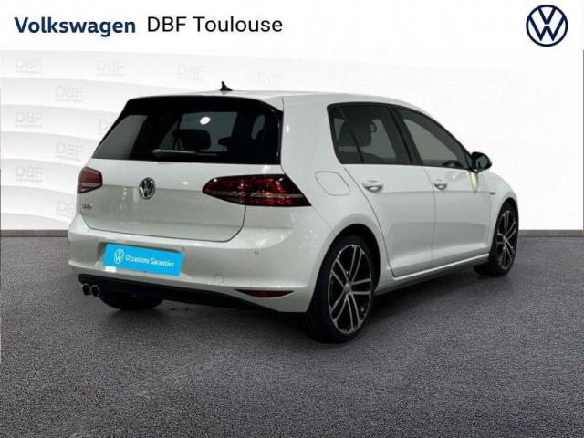 Volkswagen Golf image 9