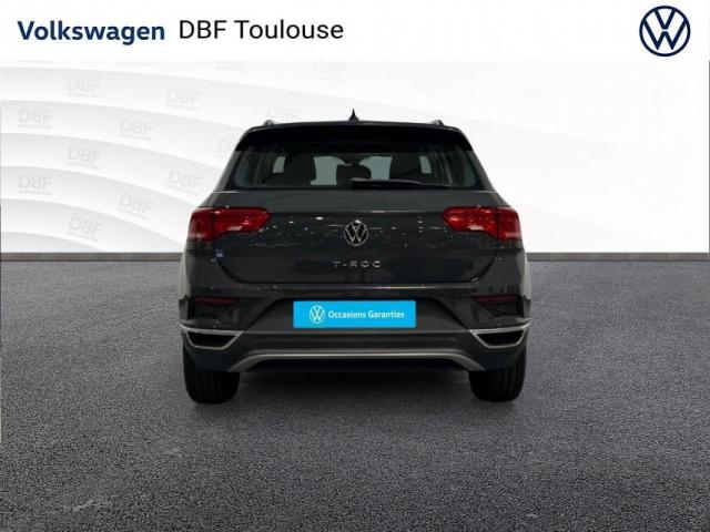 Volkswagen T-Roc image 9