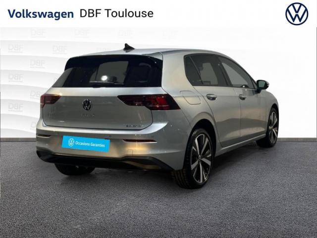 Volkswagen Golf image 8
