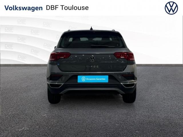 Volkswagen T-Roc image 9
