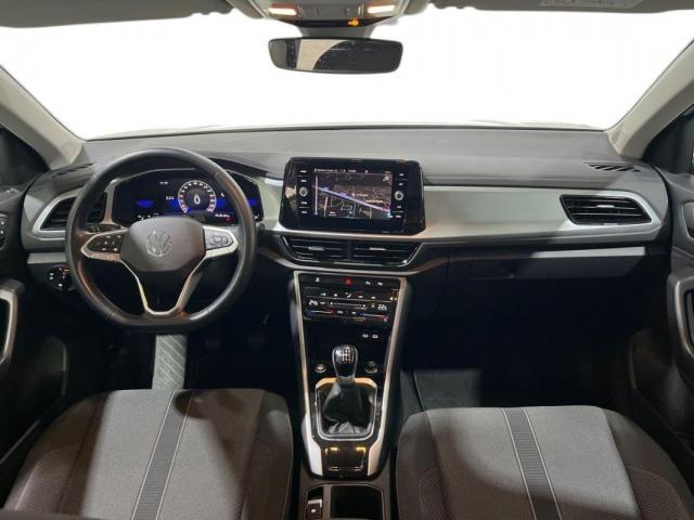 Volkswagen T-Roc image 6