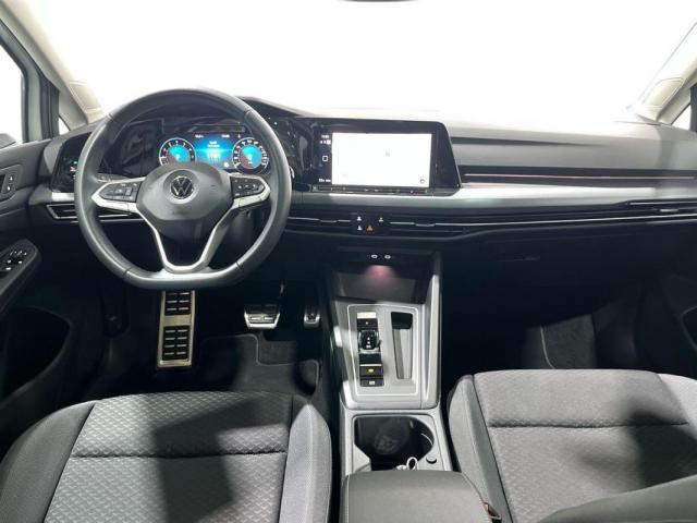 Volkswagen Golf image 9