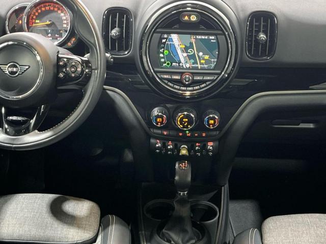 Mini Countryman image 5