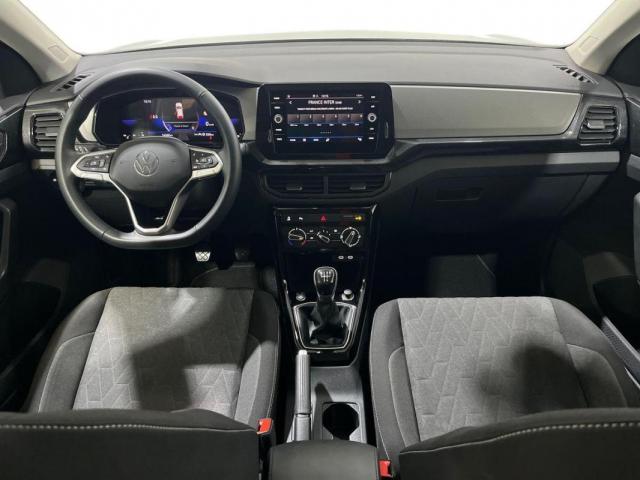 Volkswagen T-Cross image 1