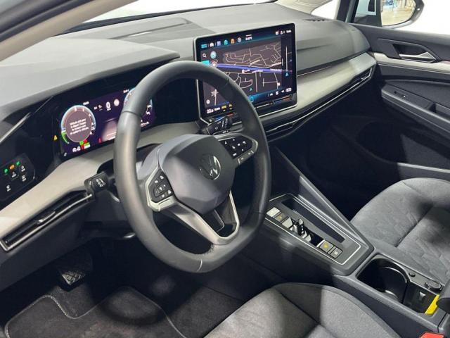 Volkswagen Golf image 2