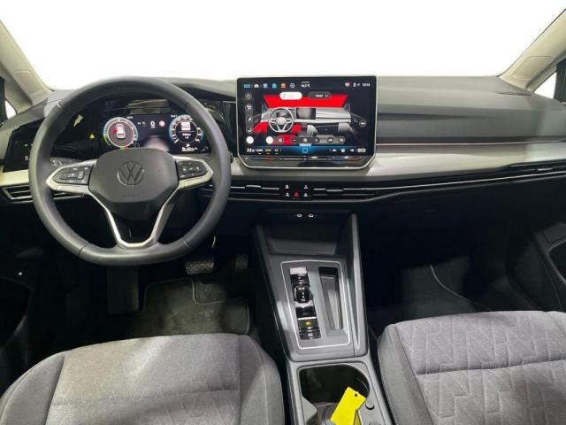 Volkswagen Golf image 3