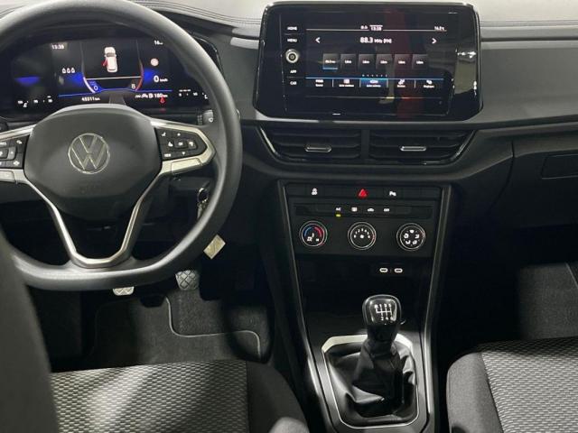 Volkswagen T-Roc image 4