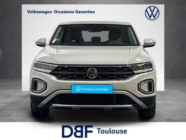 Volkswagen T-Roc image 2