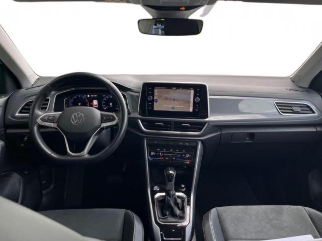 Volkswagen T-Roc image 9
