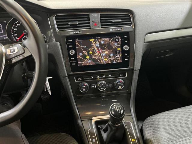 Volkswagen Golf image 2