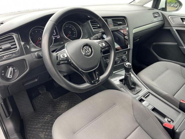 Volkswagen Golf image 7