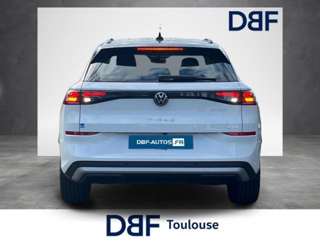 Volkswagen T-Roc image 2